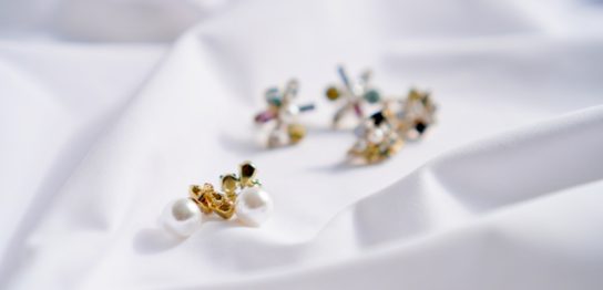真珠のピアス
